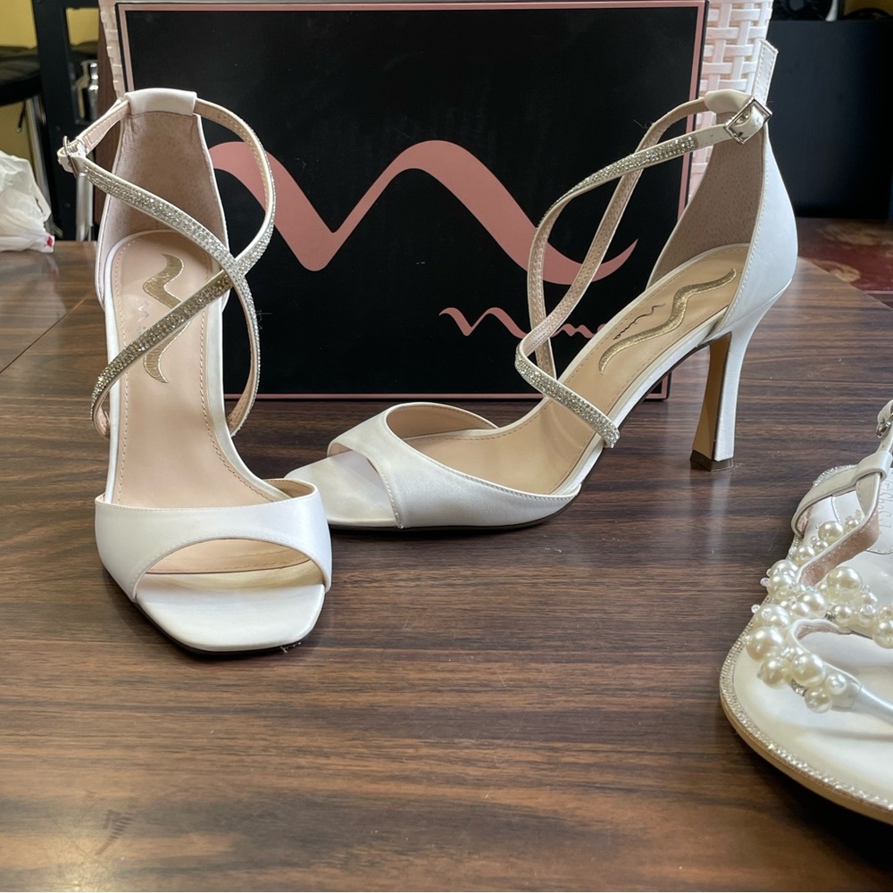 size 10 ivory satin wedding high heels Nina + pearl t-strap flat sandal strappy